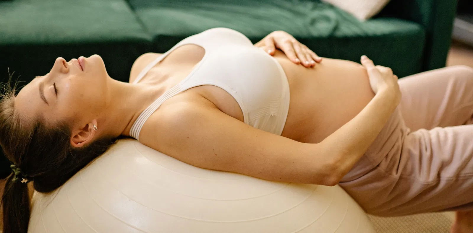 Abdominal breathing: the most relaxed breathing